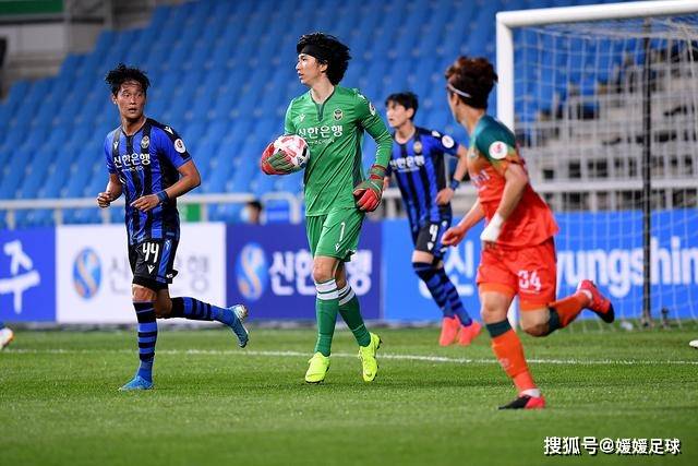 2026华彬传奇冠军赛嘉宾参观功能饮料博物馆